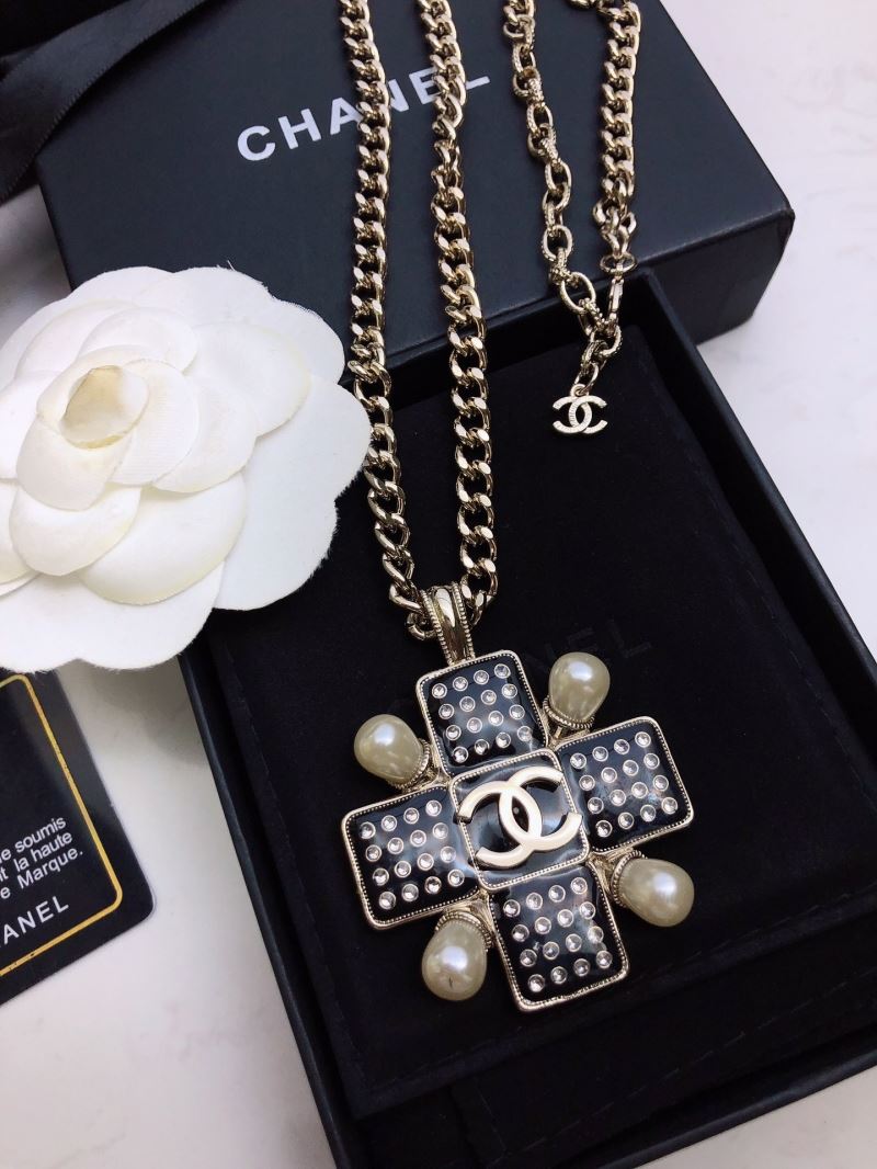 Ch**el necklaces